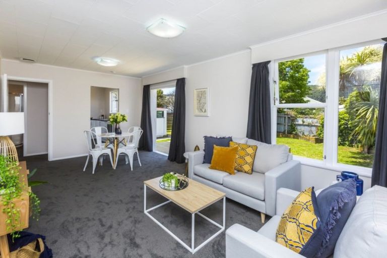 Photo of property in 127b Martin Street, Wallaceville, Upper Hutt, 5018