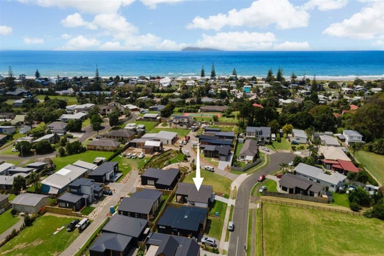 Photo of property in 5 Seafoam Place, Waihi Beach, 3611