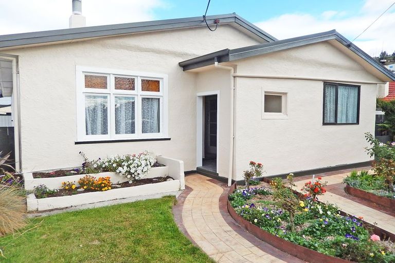 Photo of property in 19 Conway Street, Oamaru North, Oamaru, 9400