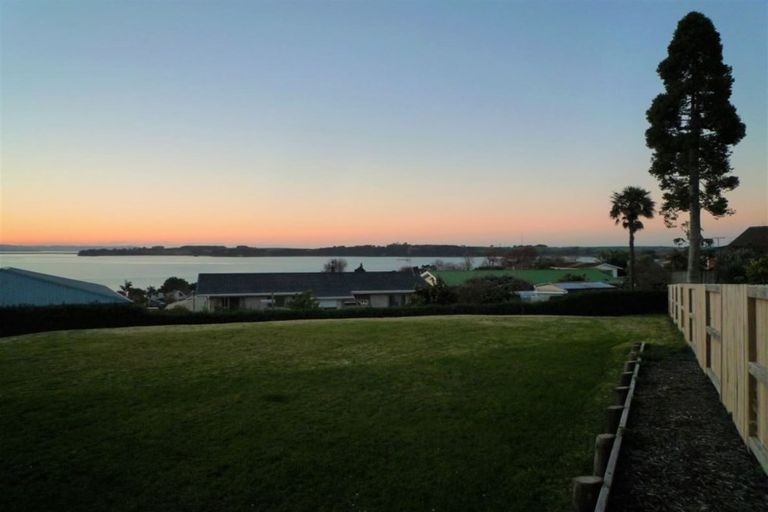 Photo of property in 11 Vivian Drive, Omokoroa, 3114