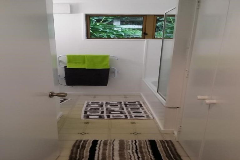 Photo of property in 9 Ridd Crescent, Karori, Wellington, 6012