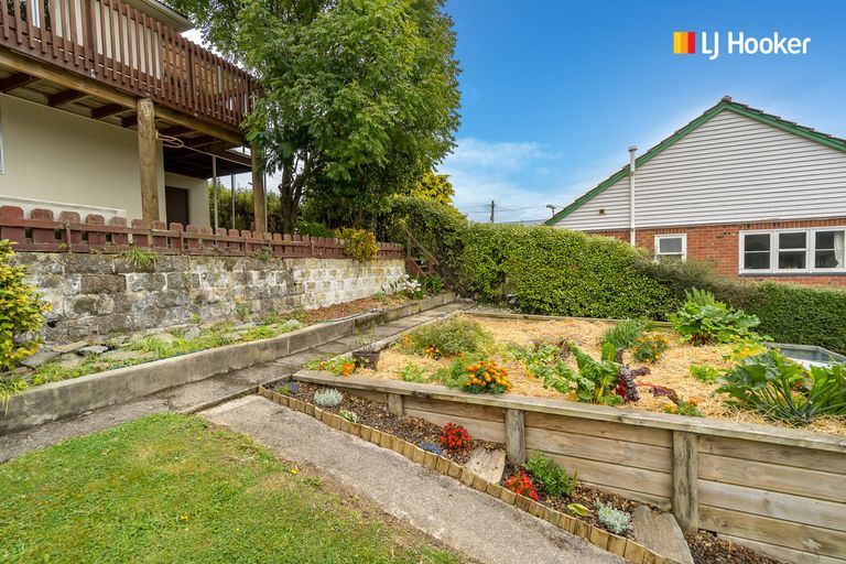 Photo of property in 22 Scotland Terrace, Green Island, Dunedin, 9018