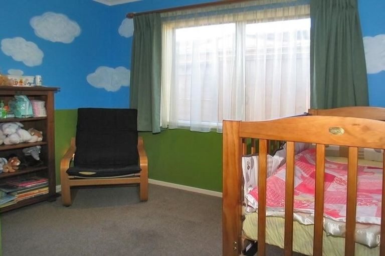 Photo of property in 93 Oriel Avenue, Tawa, Wellington, 5028