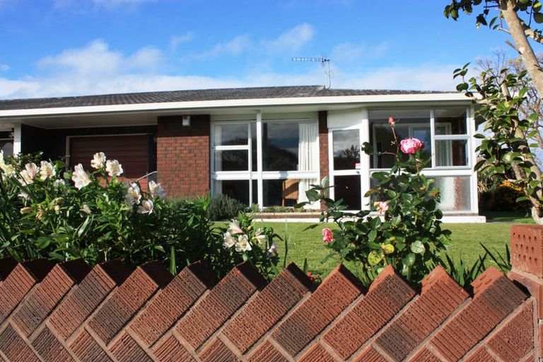 Photo of property in 21 Te Punga Place, Awapuni, Palmerston North, 4412