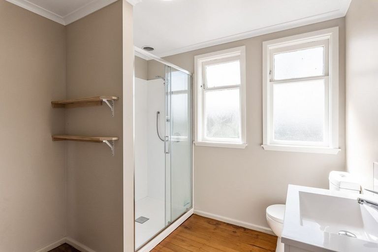 Photo of property in 30 Anaru Street, Raumati Beach, Paraparaumu, 5032