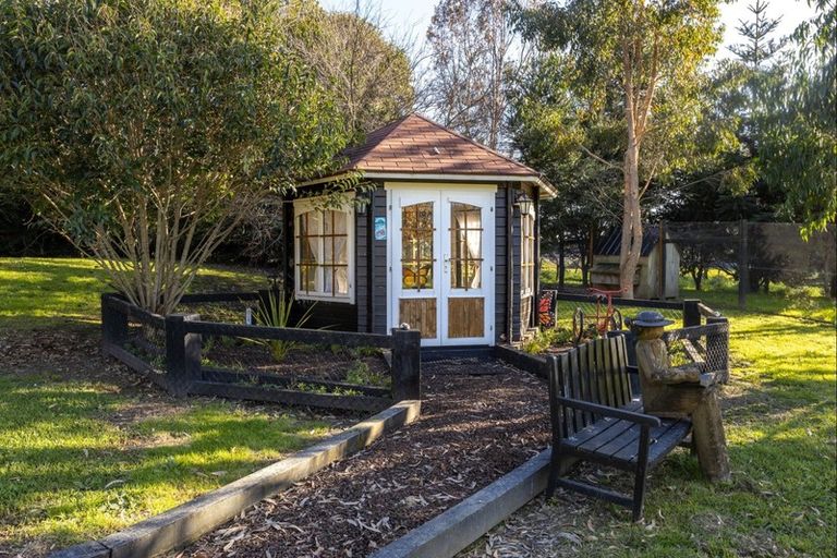 Photo of property in 457 Waitoki Road, Wainui, Silverdale, 0994