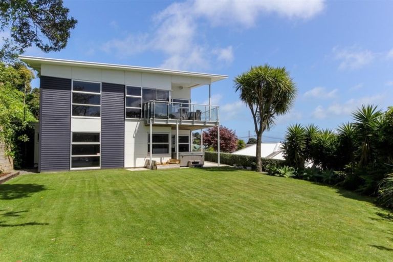 Photo of property in 67a Fulford Street, New Plymouth, 4310