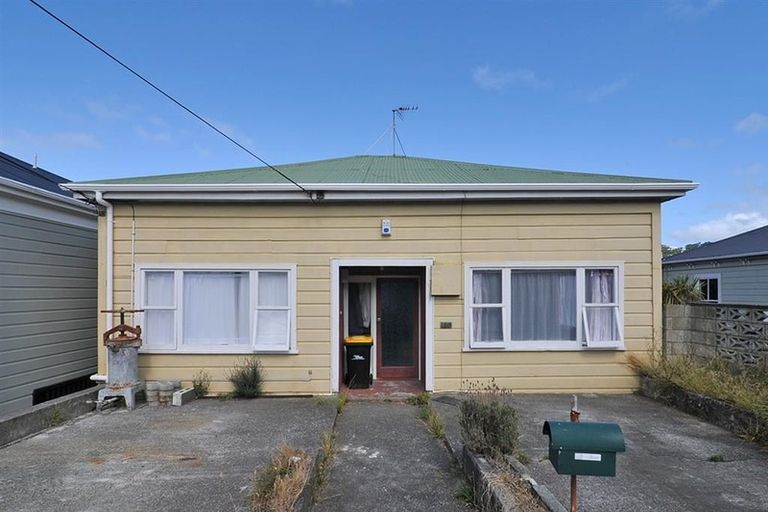 Photo of property in 120 Owen Street, Newtown, Wellington, 6021