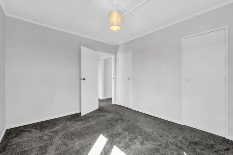 Photo of property in 1/324 Carrington Street, Vogeltown, New Plymouth, 4310