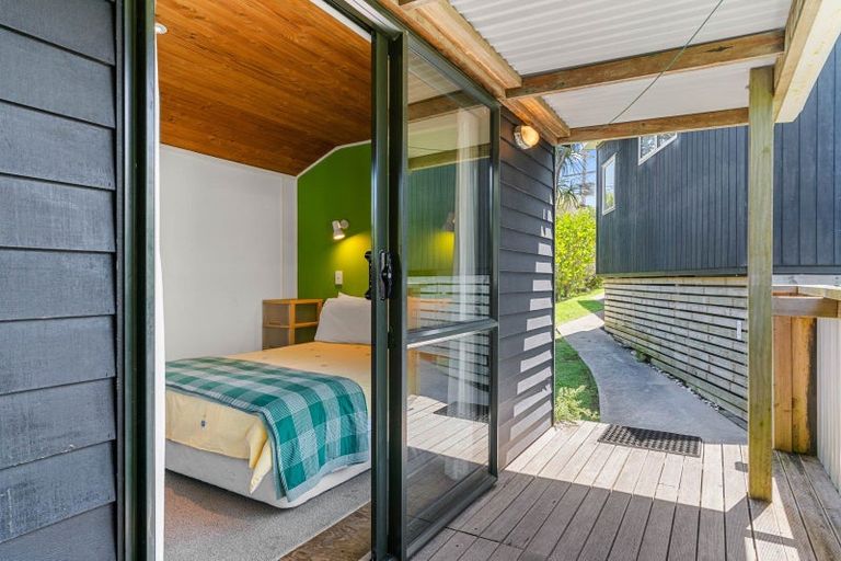 Photo of property in 1196a Cove Road, Langs Beach, Waipu, 0582