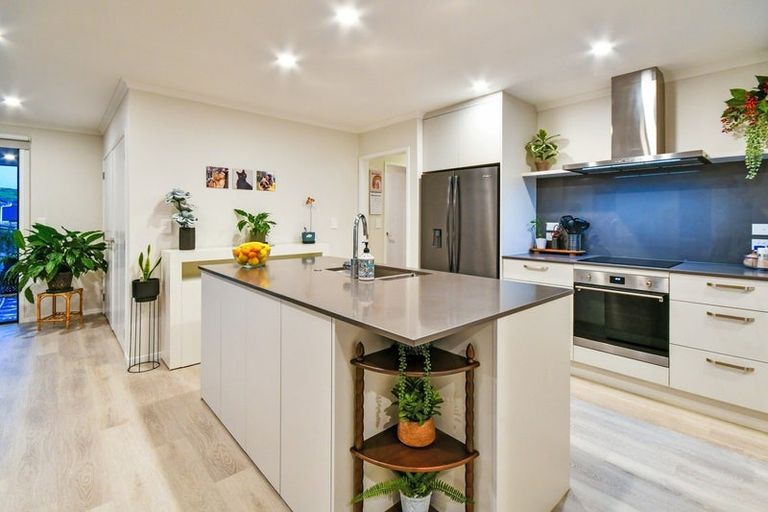 Photo of property in 18 Leathem Crescent, Pokeno, 2402