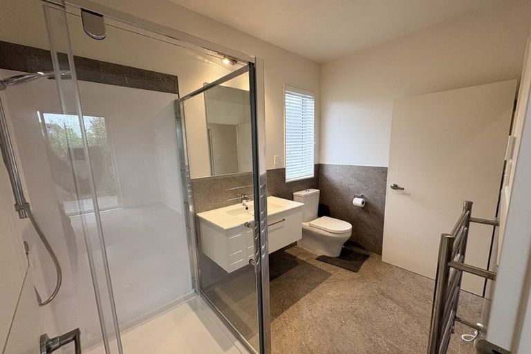 Photo of property in 1 Howden Lane, Golflands, Auckland, 2013