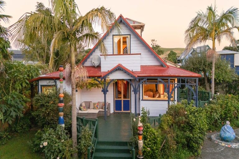 Photo of property in 37a Gillies Crescent, Waimarama, 4294