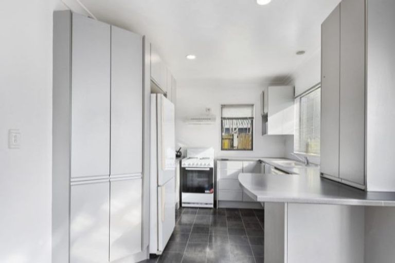 Photo of property in 15a Belray Place, Papamoa Beach, Papamoa, 3118