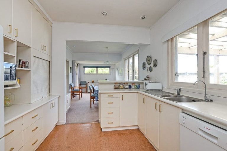 Photo of property in 206 Lumsden Road, Akina, Hastings, 4122