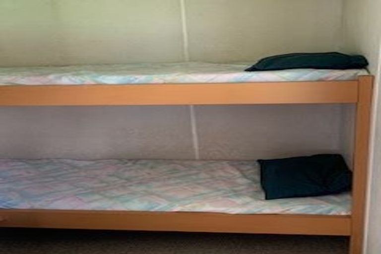 Photo of property in 101 Sunnynook Road, Forrest Hill, Auckland, 0620