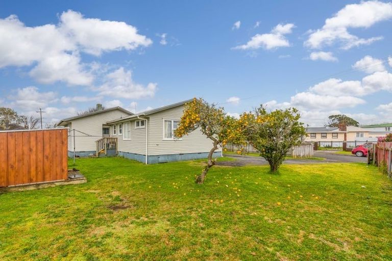 Photo of property in 1 Parker Crescent, Otara, Auckland, 2023