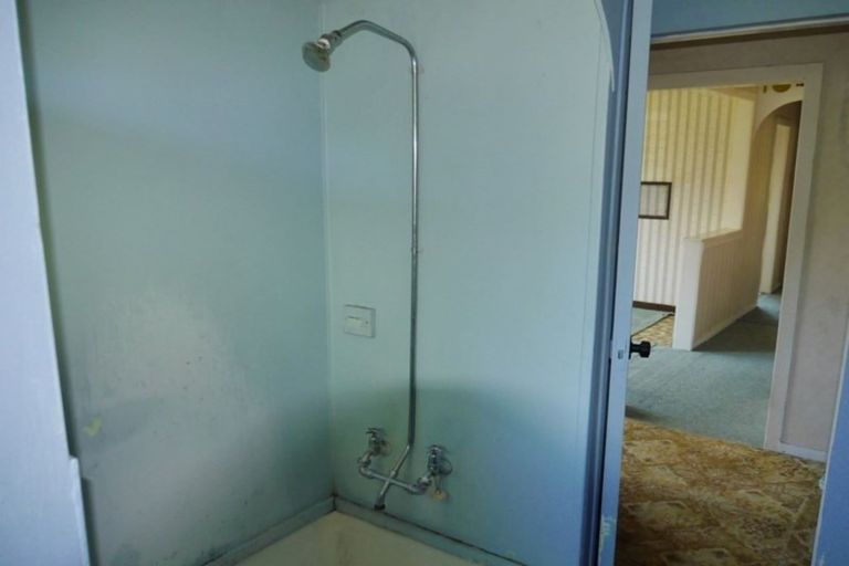 Photo of property in 466 South Road, Omata, New Plymouth, 4374