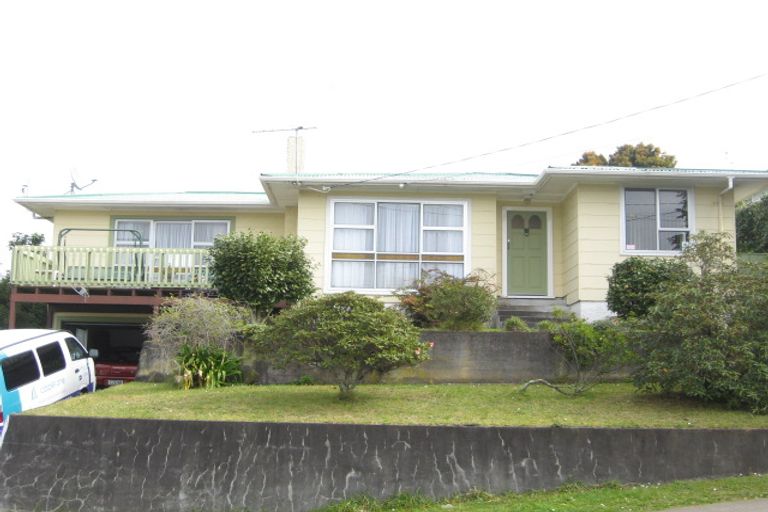 Photo of property in 18 Pembroke Street, Westown, New Plymouth, 4310