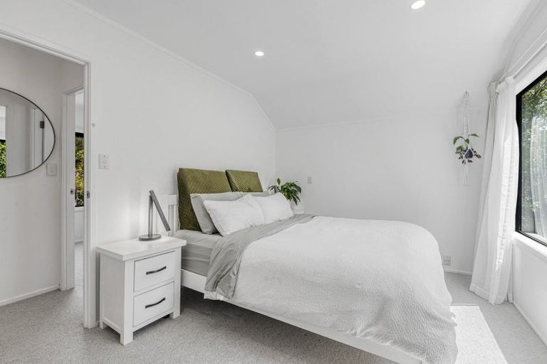 Photo of property in 1/91 Balmain Road, Birkenhead, Auckland, 0626