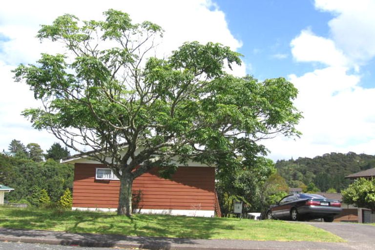 Photo of property in 58 Simon Ellice Drive, Bayview, Auckland, 0629