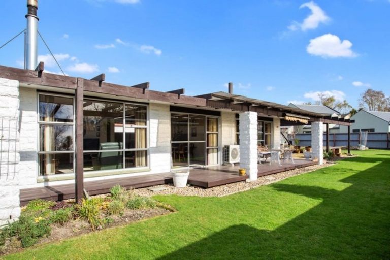 Photo of property in 67 Bush Street, Rangiora, 7400