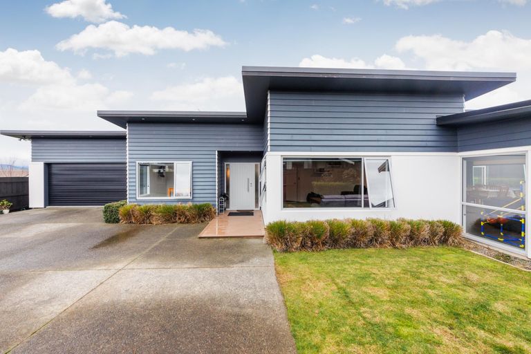 Photo of property in 113 James Line, Kelvin Grove, Palmerston North, 4414