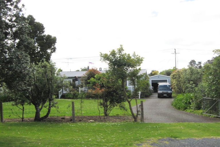 Photo of property in 15 Laurence Street, Manly, Whangaparaoa, 0930