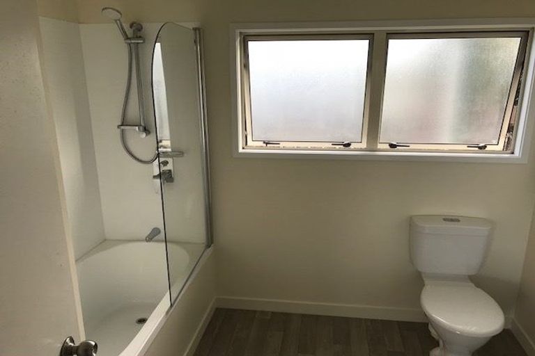 Photo of property in 4/34 Barneys Farm Road, Clendon Park, Auckland, 2103