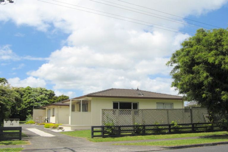 Photo of property in 2/30 Takanini Road, Takanini, 2112