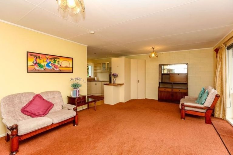 Photo of property in 1/33 Plympton Street, Brooklands, New Plymouth, 4310