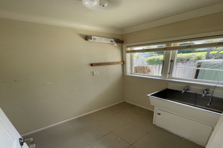 Photo of property in 84 Marlborough Avenue, Glenfield, Auckland, 0629