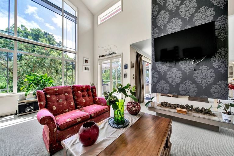 Photo of property in 137 Barrett Road, Whalers Gate, New Plymouth, 4310