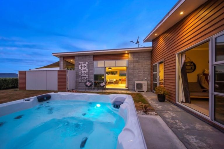 Photo of property in 40 Penrod Drive, Bell Block, New Plymouth, 4312