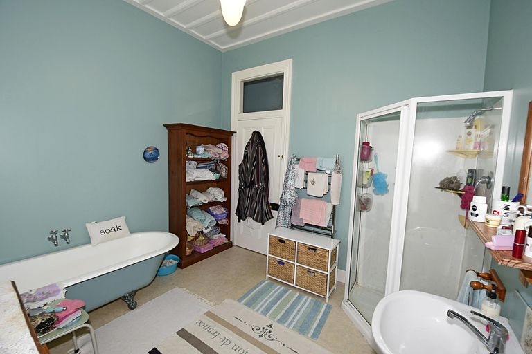 Photo of property in 10 Rangiora Road, Kaiwaka, 0573