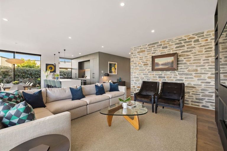 Photo of property in Kawarau Heights, 21 Kawarau Heights Boulevard, Lake Hayes, Queenstown, 9304