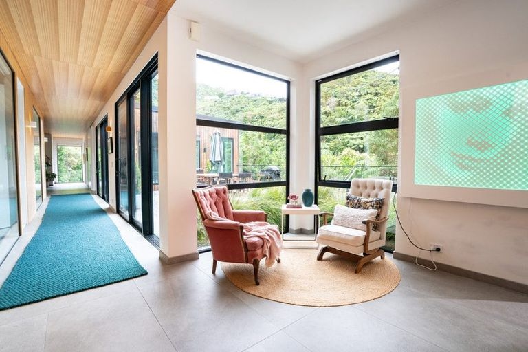 Photo of property in 17 Kim Street, Khandallah, Wellington, 6035