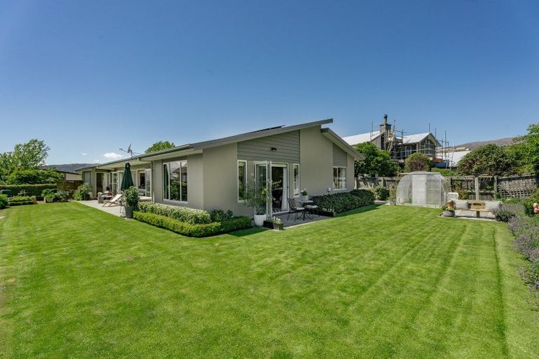 Photo of property in 50 Kelliher Drive, Wanaka, 9305