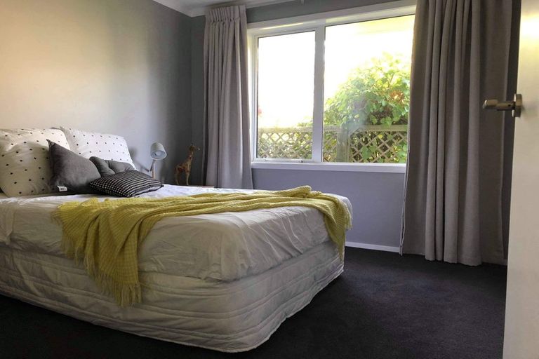 Photo of property in 70a Lorna Street, Lynmouth, New Plymouth, 4310