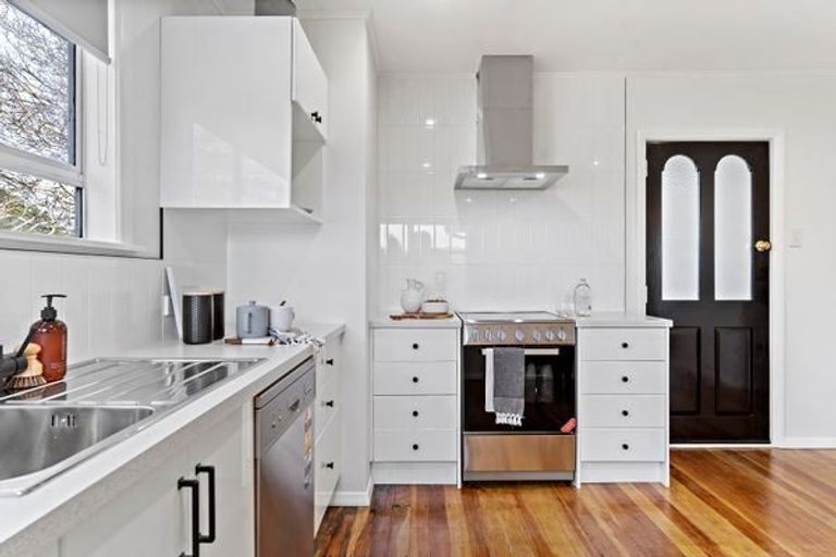 Photo of property in 3 Tay Place, Masterton, 5810