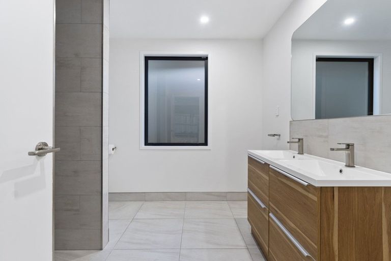 Photo of property in 151 Margaret Drive, Omokoroa, 3114