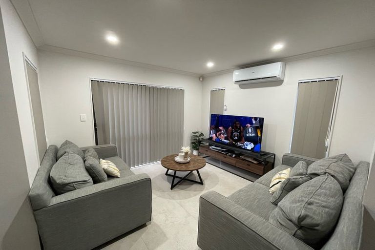 Photo of property in 5a Cosy Place, Howick, Auckland, 2014