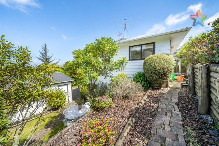 Photo of property in 96b Lord Street, Stokes Valley, Lower Hutt, 5019