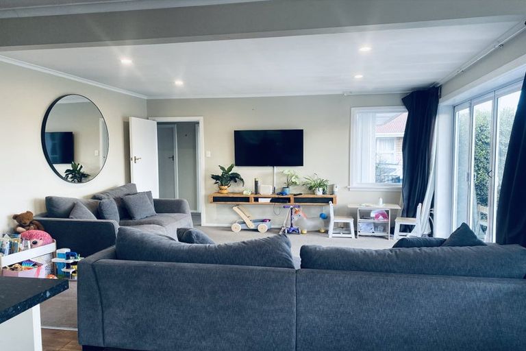 Photo of property in 36 Wingate Street, Redwood, Christchurch, 8051