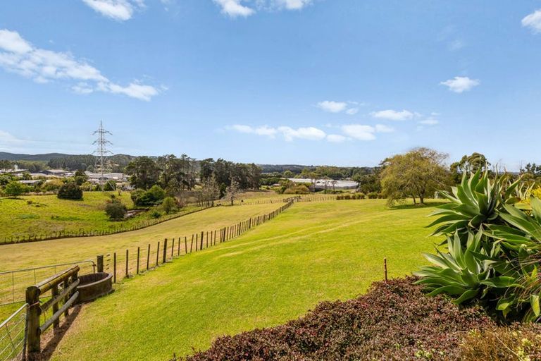Photo of property in 46 Broadwood Rise, Kumeu, 0892