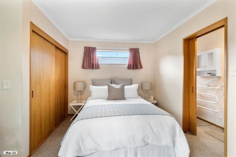 Photo of property in 1/110 Saint James Avenue, Papanui, Christchurch, 8053