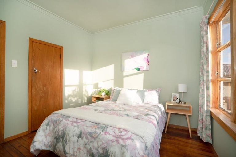 Photo of property in 6 Swansea Street, Hokowhitu, Palmerston North, 4410