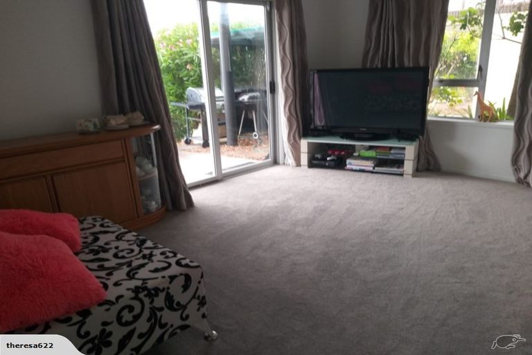 Photo of property in 16 Monyash Road, Manly, Whangaparaoa, 0930