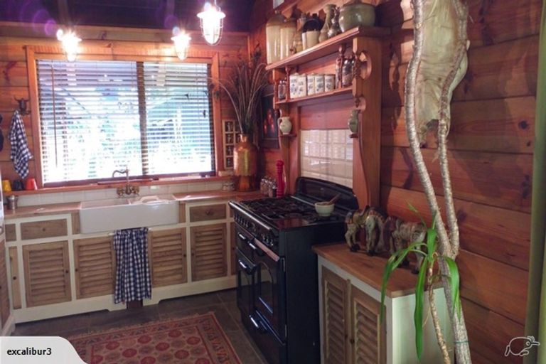 Photo of property in 16 Tombleson Road, Lake Rotoma, Rotorua, 3074