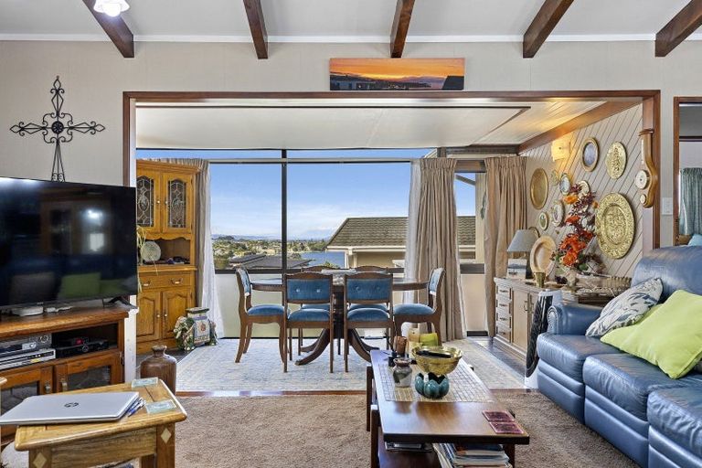 Photo of property in 22 Birch Street, Hilltop, Taupo, 3330